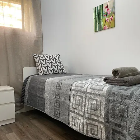 Nice Flat Near The Beach And Parc Del Forum Apartment